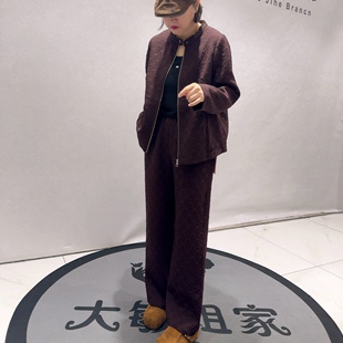 9572芮娜依莲初冬新品二棉外套搭配松紧腰直筒裤两件套加大码女装