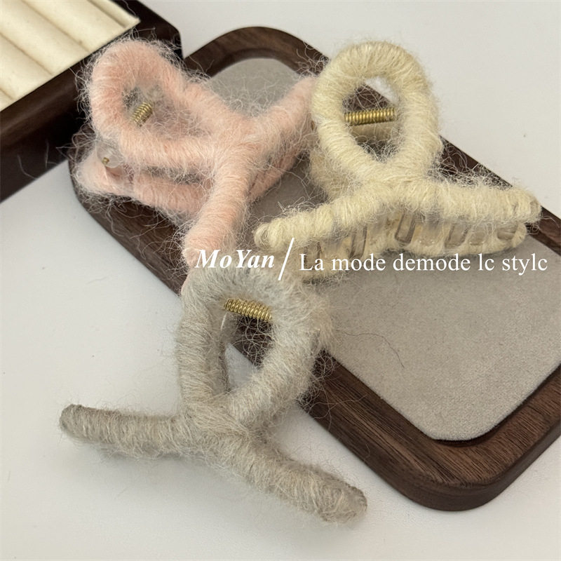 秋冬简约毛线绕线发夹中号抓夹女后脑勺盘发鲨鱼夹子气质发抓发卡