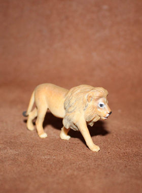 safari狮子塑胶模型玩具