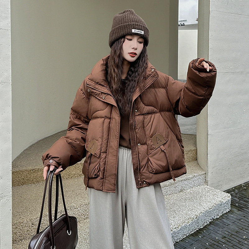 羽绒服女时尚休闲短款立领外套潮