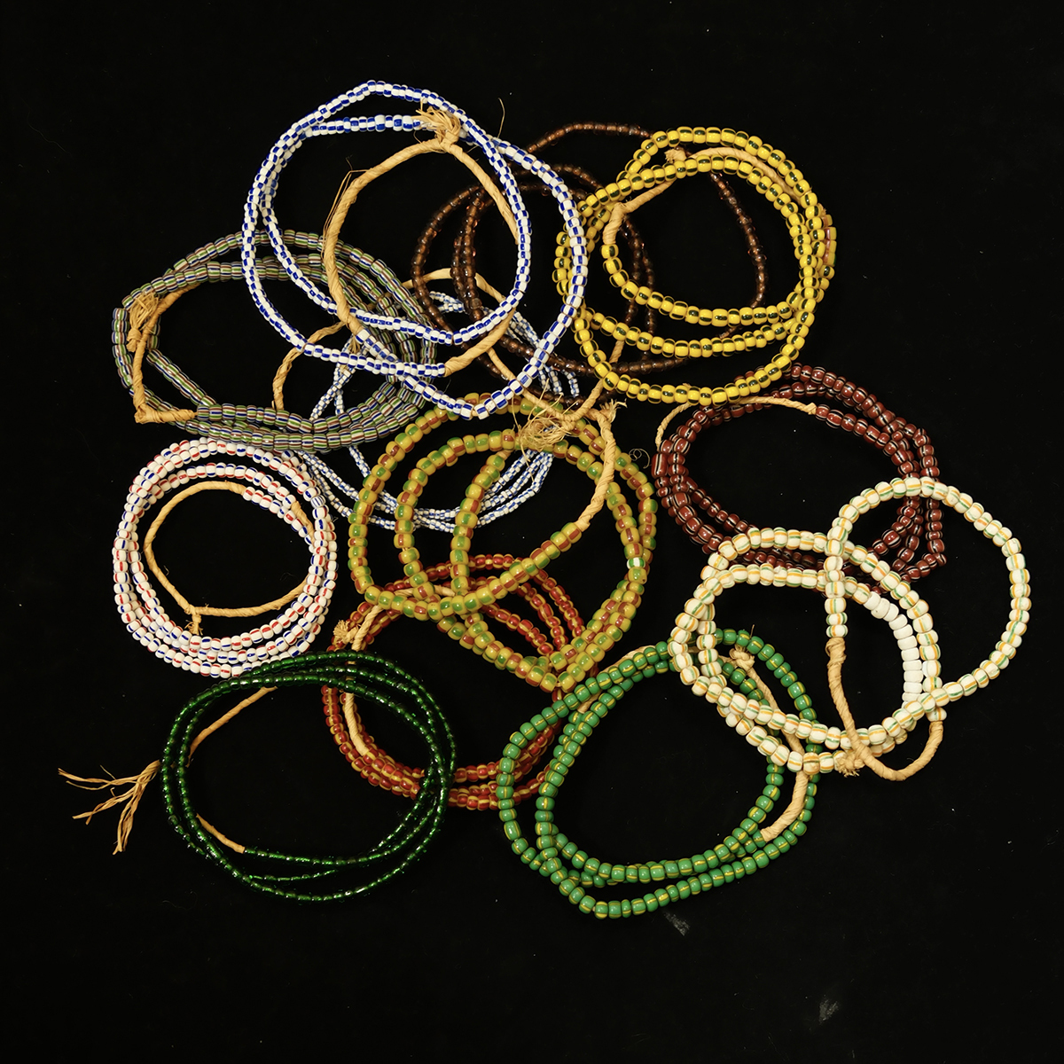 孤品中古威尼斯制1950s手工再生麻绳彩色珠串老珠子装饰项链