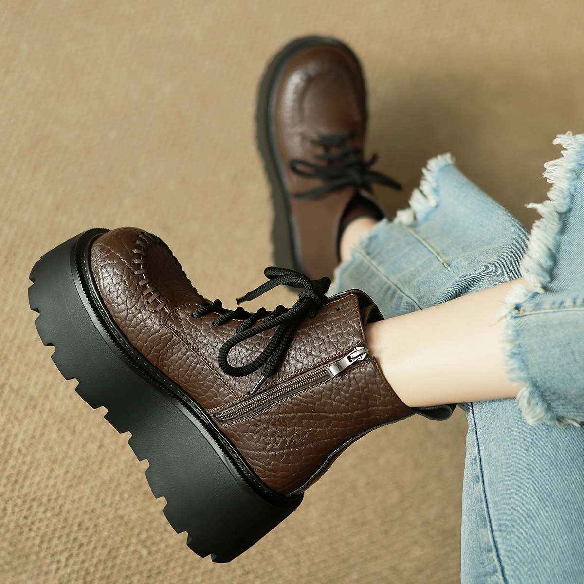 古菲斯奇女鞋厚底短筒靴子松糕跟