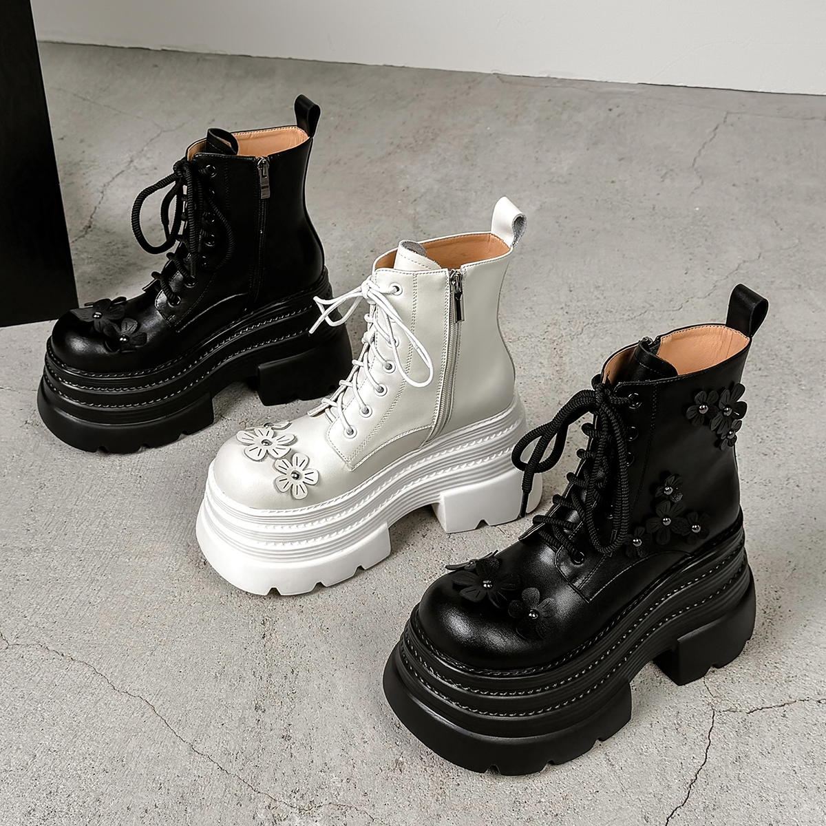 古菲斯奇女鞋松糕跟短筒靴子真皮