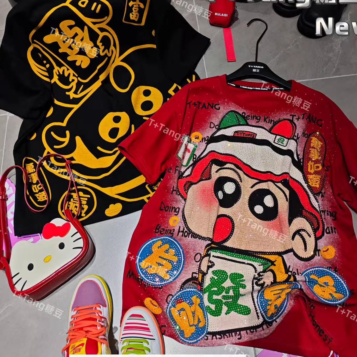 T+潮牌新时尚重工满钻发财蜡笔小新卡通减龄宽松短袖T恤上衣跨境