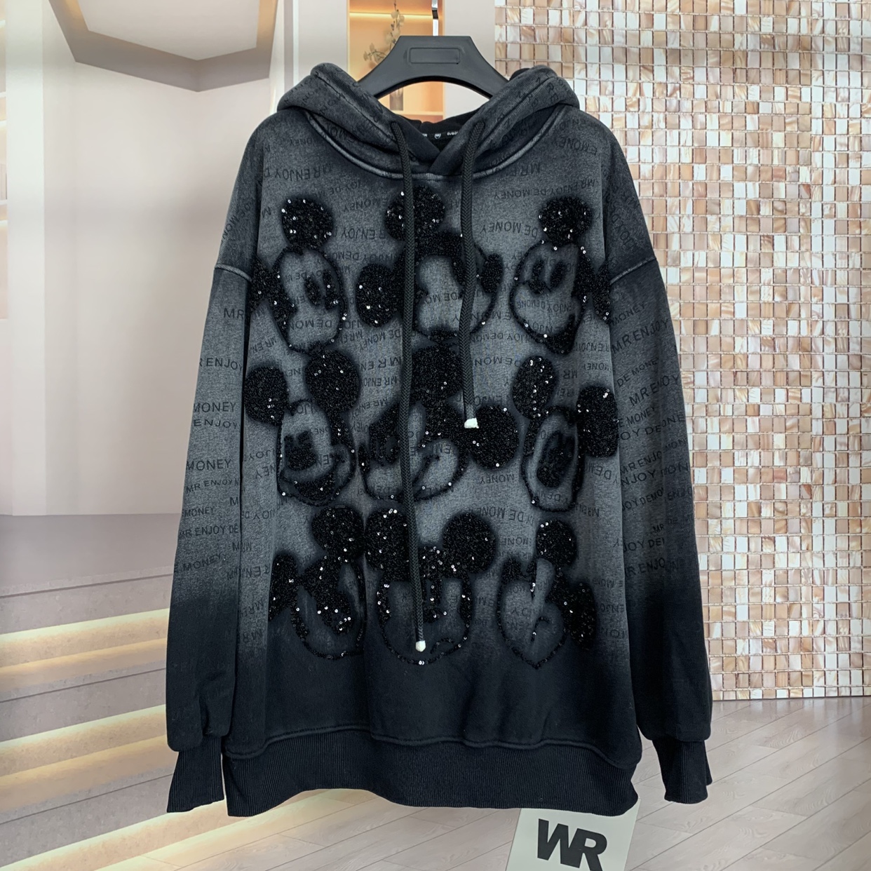 WR潮牌2005秋冬新款加绒重工宽松减龄时尚洗水字母米奇连帽卫衣女