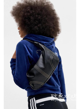 英国代购正品10.15 名品UO 女包新款 休闲迷你深色单肩包