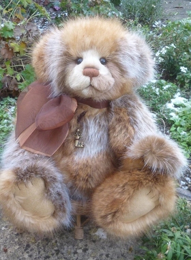 英国正品03.29 Charlie Bears 查理熊 Garibaldi by 系丝巾的熊