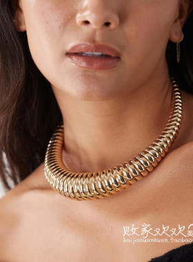 英国代购正品11.28 2025潮流导向 饰品新款 金色大环设计项链