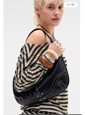 英国代购正品01.14 名品UO 女包新款 复古风深色设计百搭单肩包