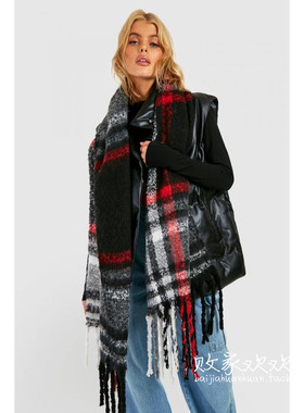 英国代购正品12.13 名品Boohoo 饰品新款 冬季流苏格子长款围巾