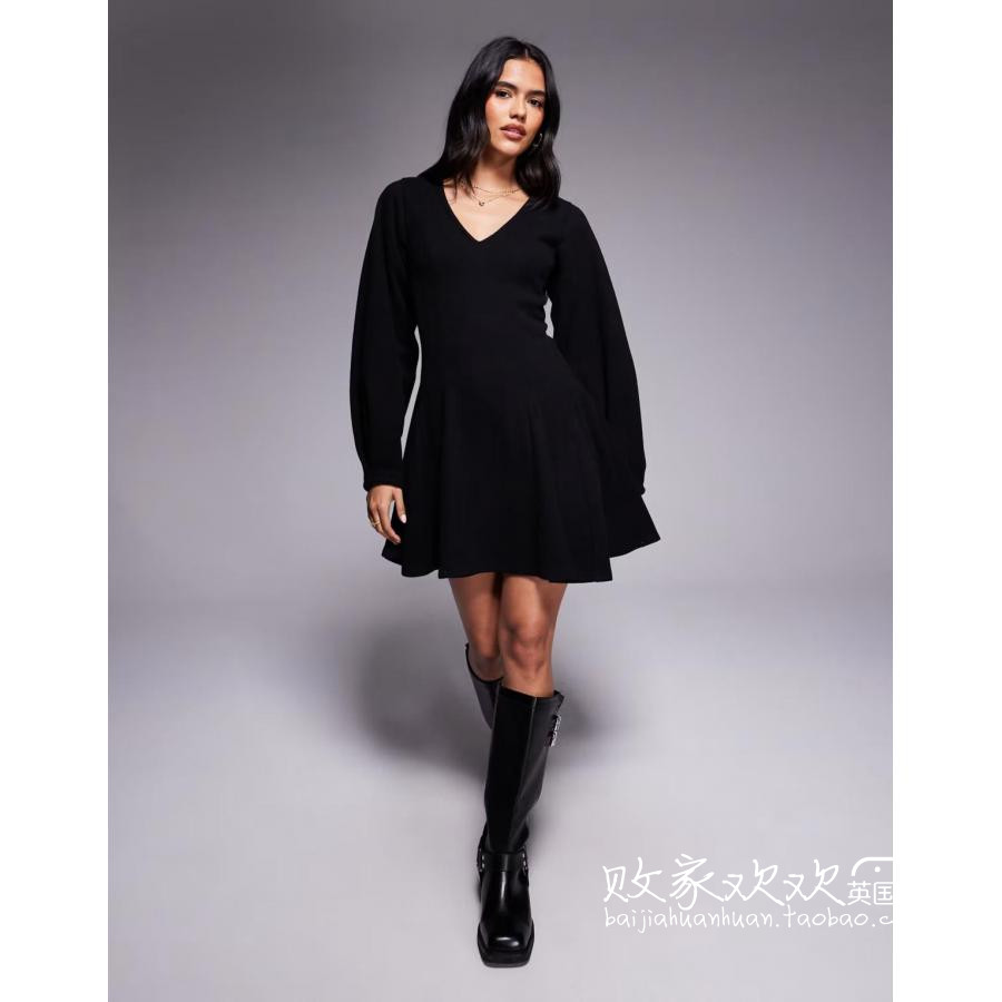 英国代购正品11.03 2025潮流导向 女装新款 时尚深色迷人连衣裙