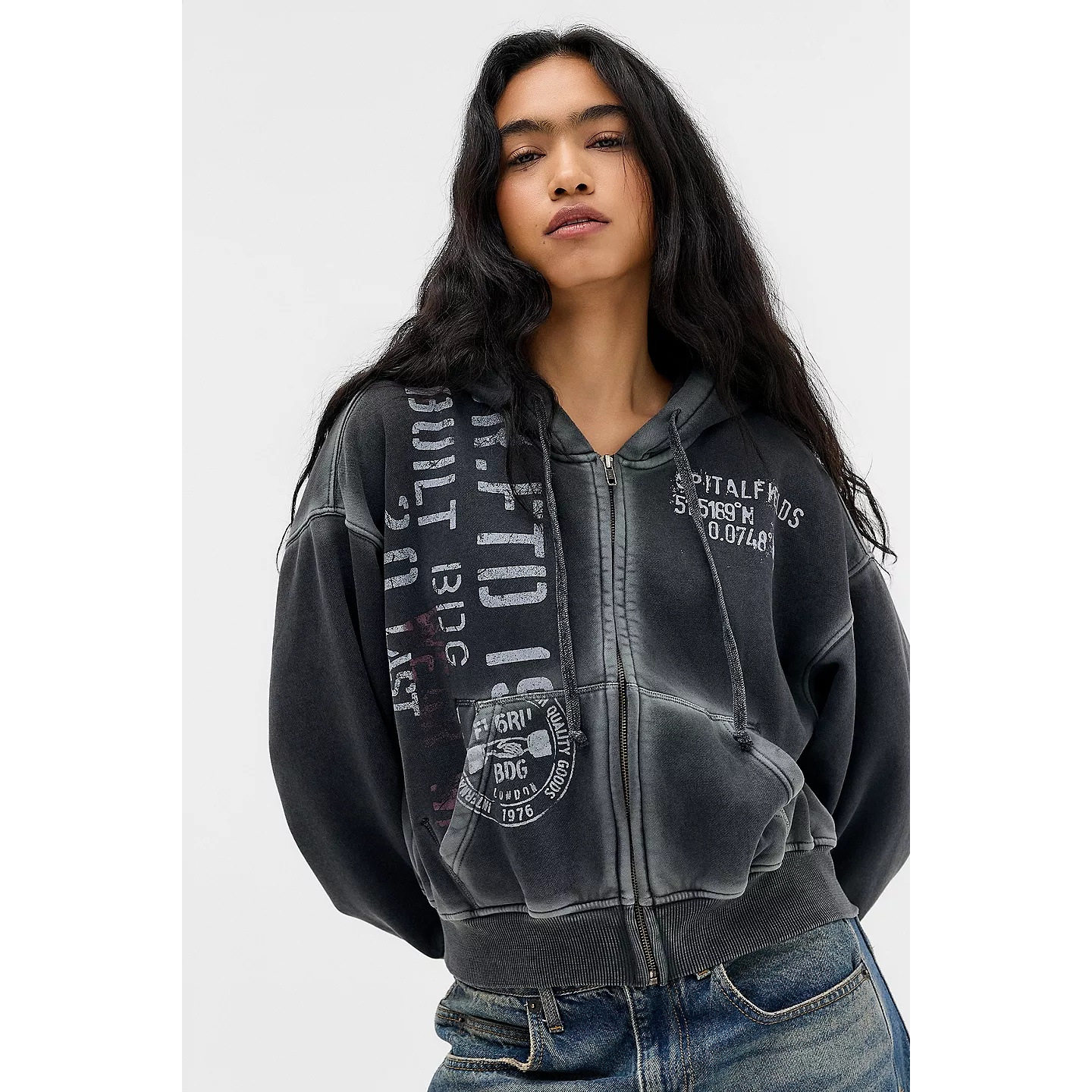 英国代购正品05.01 名品UO 女装新款 潮牌连帽拉链开衫卫衣