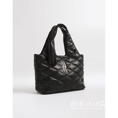 英国代购正品10.09 2025潮流导向 女包新款 潮牌菱格百搭手提包