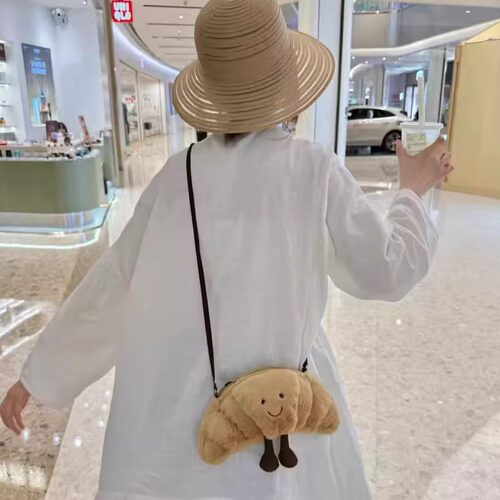 JellycatAmuseableCroissant