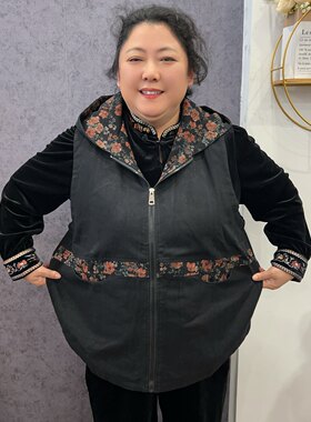 连帽水洗牛仔马夹胖妈妈马甲特大码中老年女装肥婆背心老太太坎肩