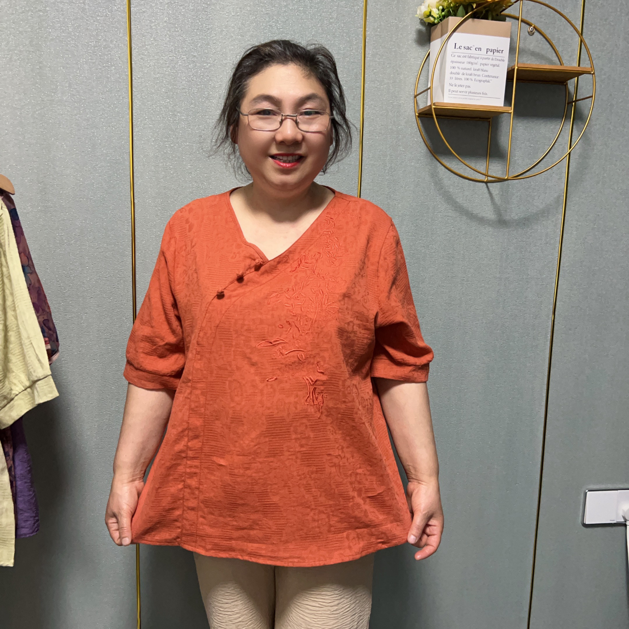 新中式V领套头刺绣棉布短袖T恤夏季薄款中老年大码妈妈装上衣小衫