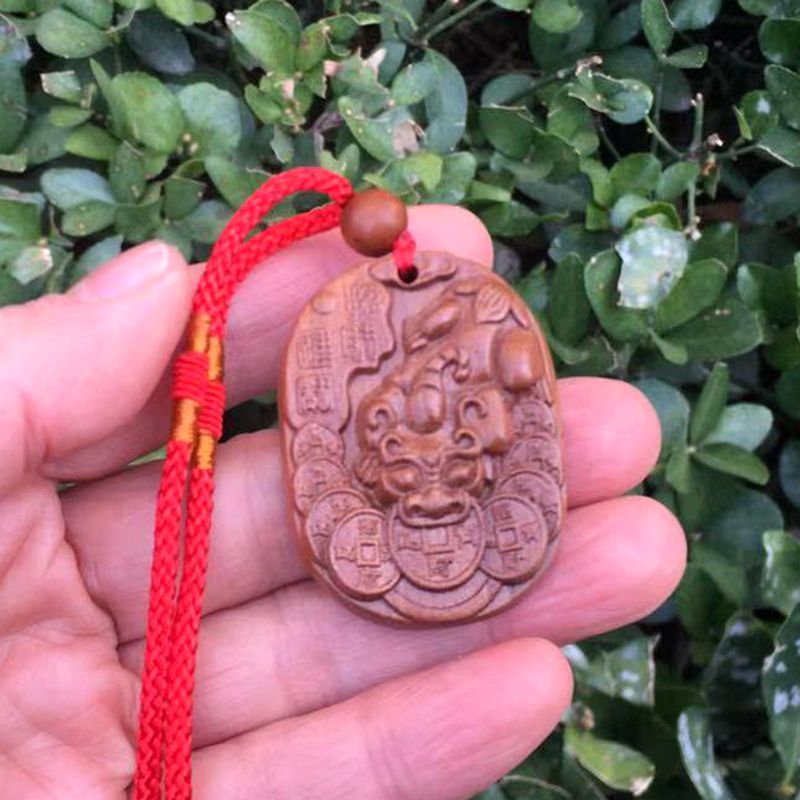 桃木貔貅挂件咬钱皮休木质吊坠项链钥匙扣只进不出男女纳财饰品