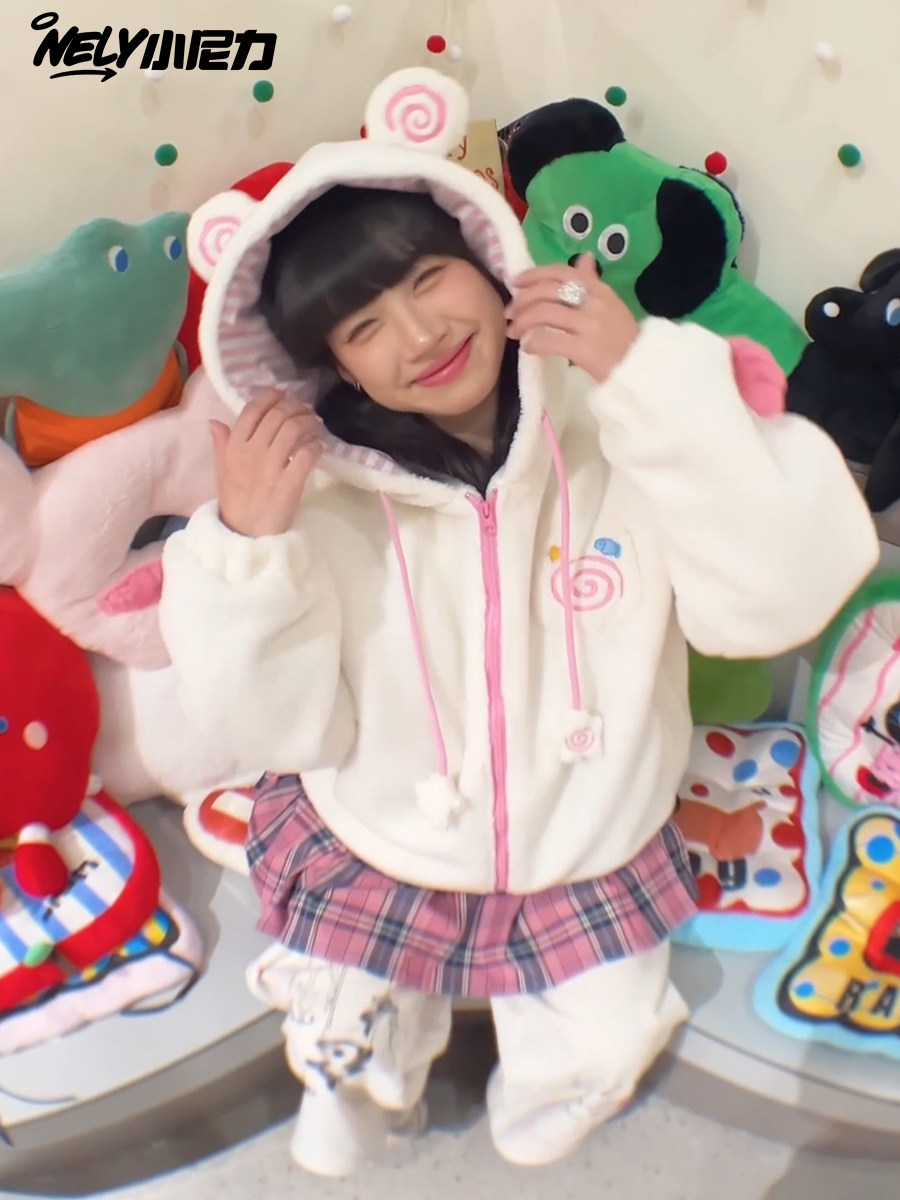 Spring New Sweet and Cute Fish Cake Ears Lamb Wool Cotton Coat Women's Warm Hooded Jacket Trendy