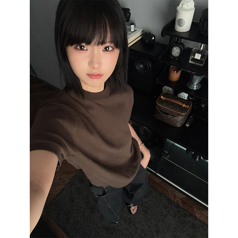 小尼力纯色圆领毛衣T恤