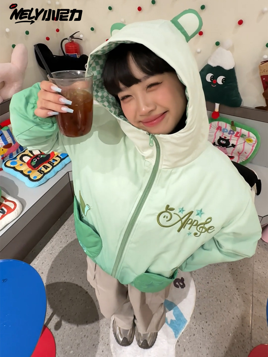 Creative Green Apple Paradise Hooded Cotton Jacket for Women, Winter Loose Fit, Warm and Thickened Cotton Coat, Trendy