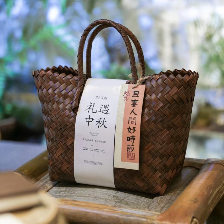 2026中秋月饼礼盒教师节蛋黄酥高档手提烘焙茶叶点心伴手礼包装盒
