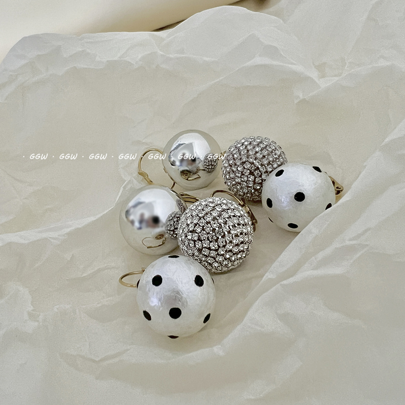 GGW 法式波点棉花珍珠钛钢耳环轻奢爪钻气质耳扣简约亮面球球耳饰