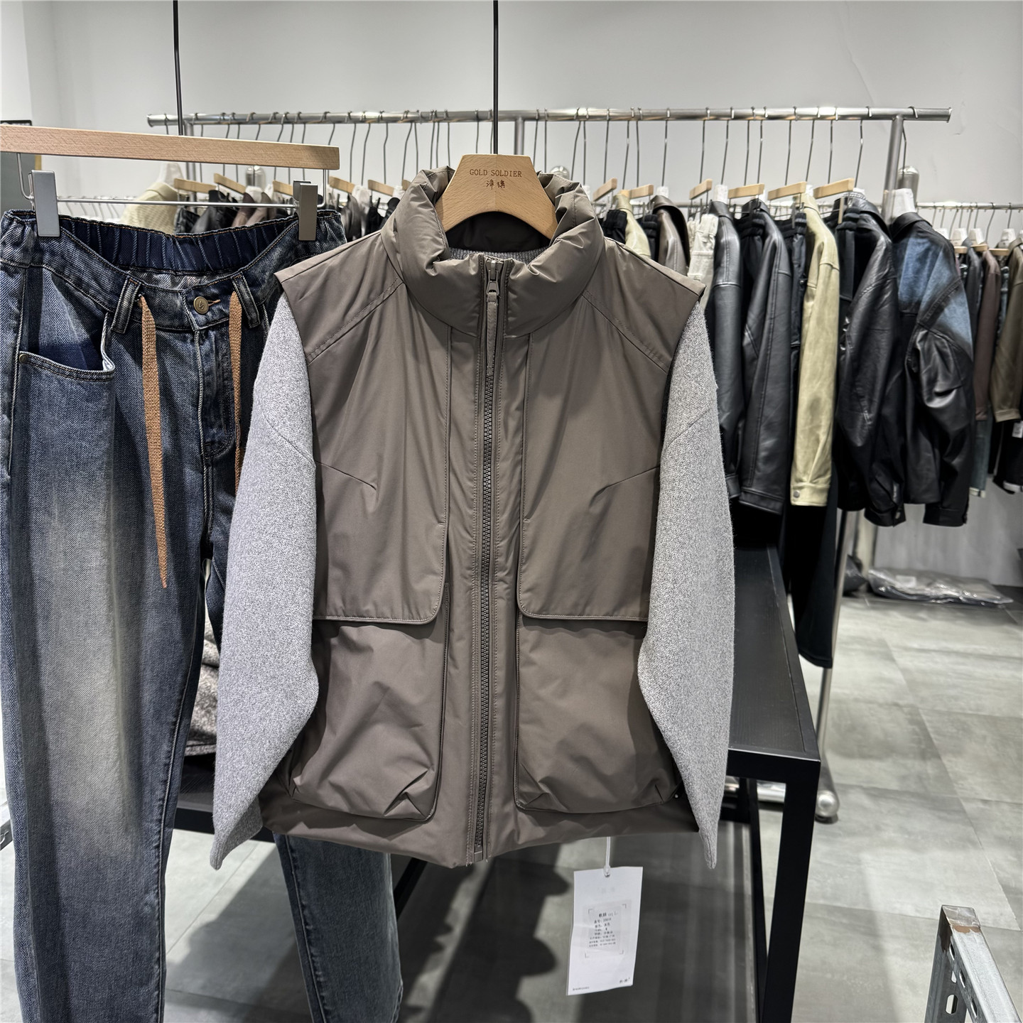 2025秋冬男宽松立领羽绒背心马甲