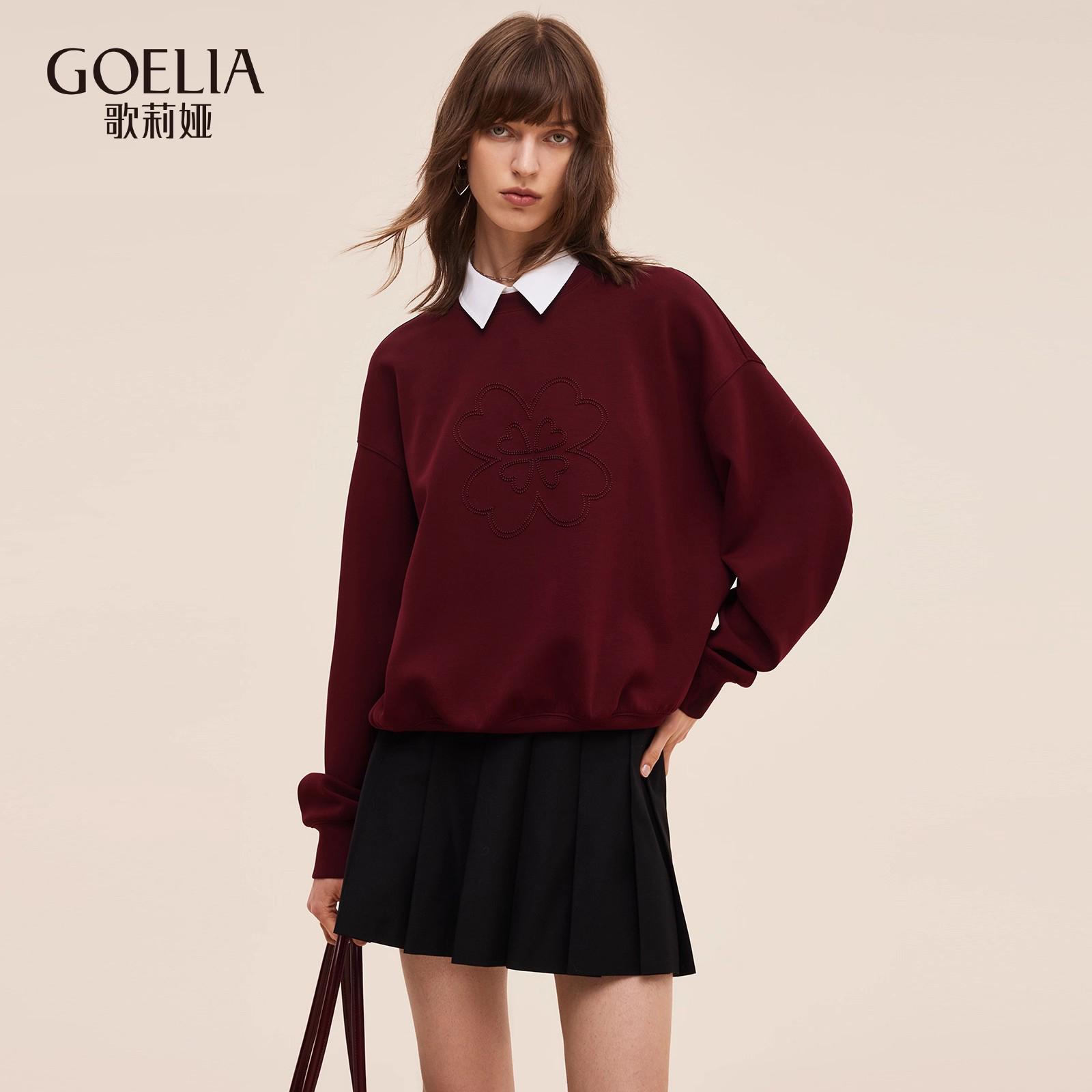 歌莉娅秋季穿搭空气层短款卫衣女