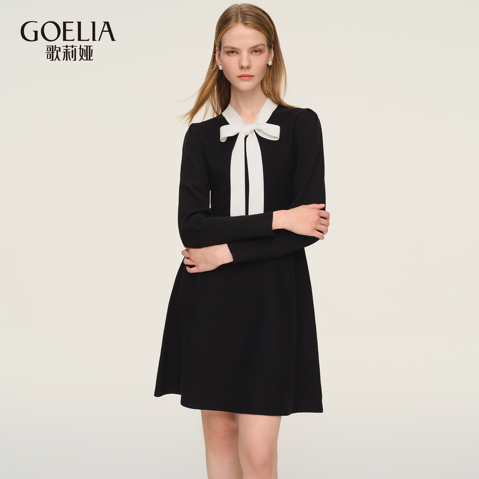 歌莉娅天丝连衣裙女2026新款春季巨好看飘带领针织裙子1F1R4G0P0