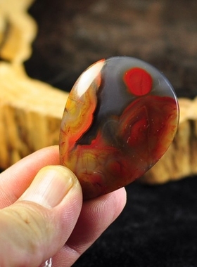 精品日出象形项链辽宁北票战国红