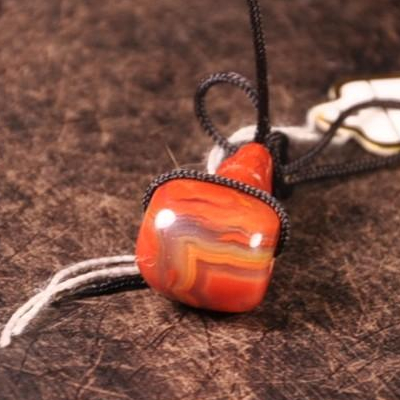 三通佛头手工打磨 天然北票战国红缟玛瑙 佛头 缠丝 鸡油黄鸡血红