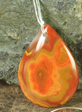 挂件天然水滴吊坠北票战国红