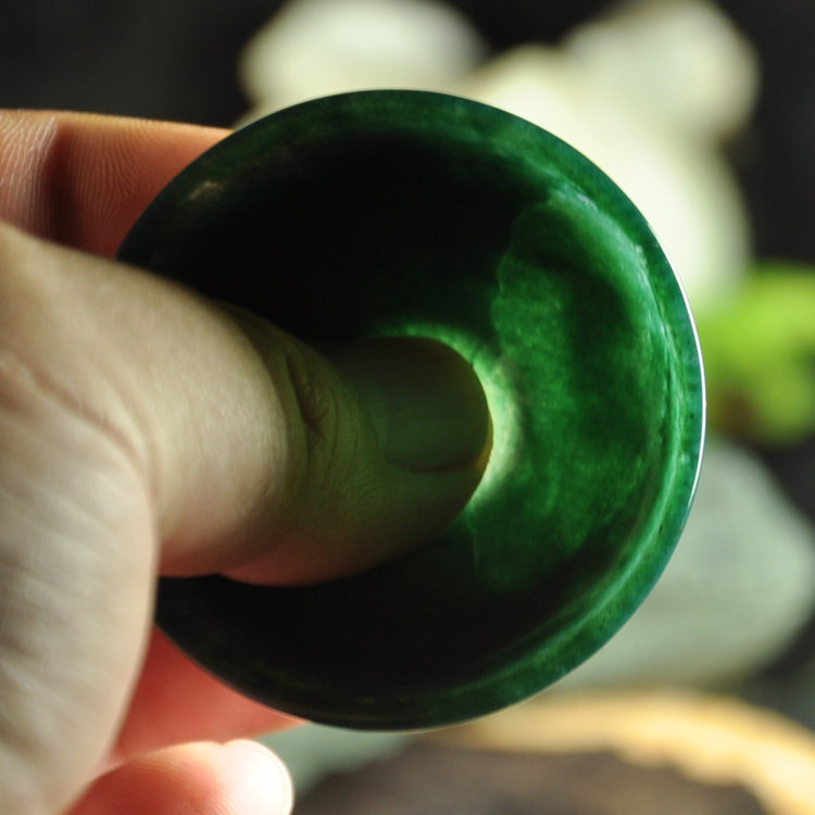 精选未烧未优化 天然绿水草玛瑙小功夫茶杯l1酒盅小碗酒杯 小茶碗
