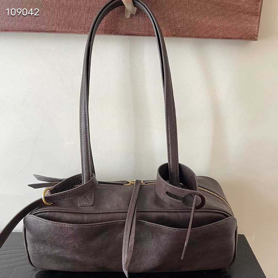 2025新款女生真皮保龄球包单肩包波士顿包腋下包13296