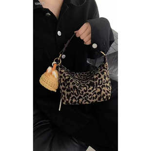 2026新款 女生豹纹斑点手提包小方包5755 女包