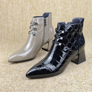 商场撤柜断码处理女鞋漆皮加绒保暖时装靴尖头粗跟侧拉链女短靴子