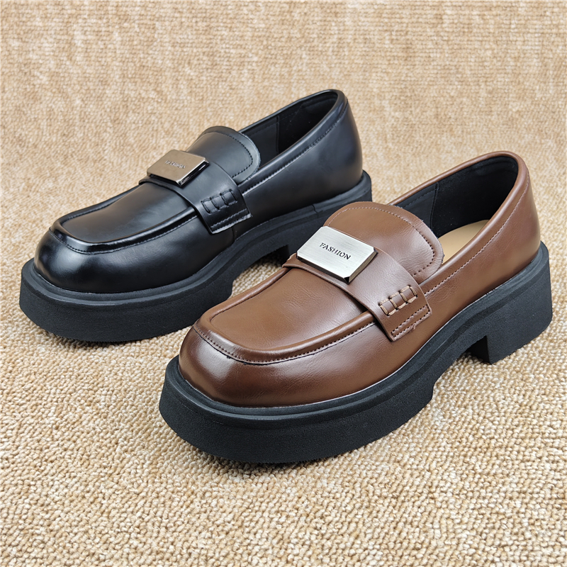 圆头厚底真皮休闲乐福鞋