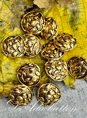 v032 18mm秋风花草复古金钮扣 随风摇曳