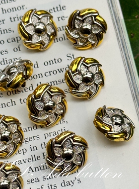 v052 15mm日式金银风车花复古钮扣 2种太甜蜜了