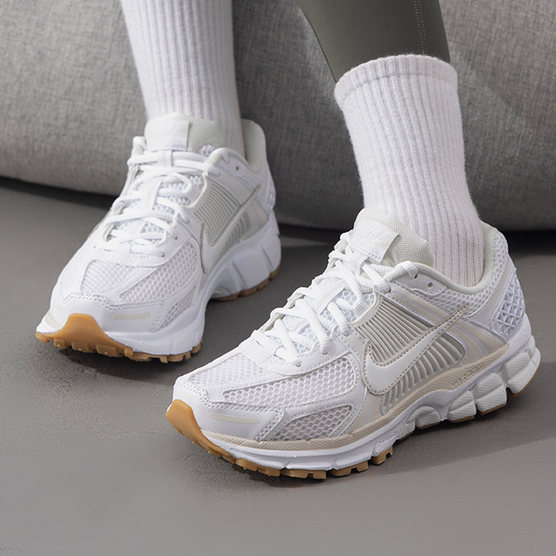 NIKE耐克官网跑步鞋女鞋2025新款运动鞋Zoom Vomero 5复古老爹鞋