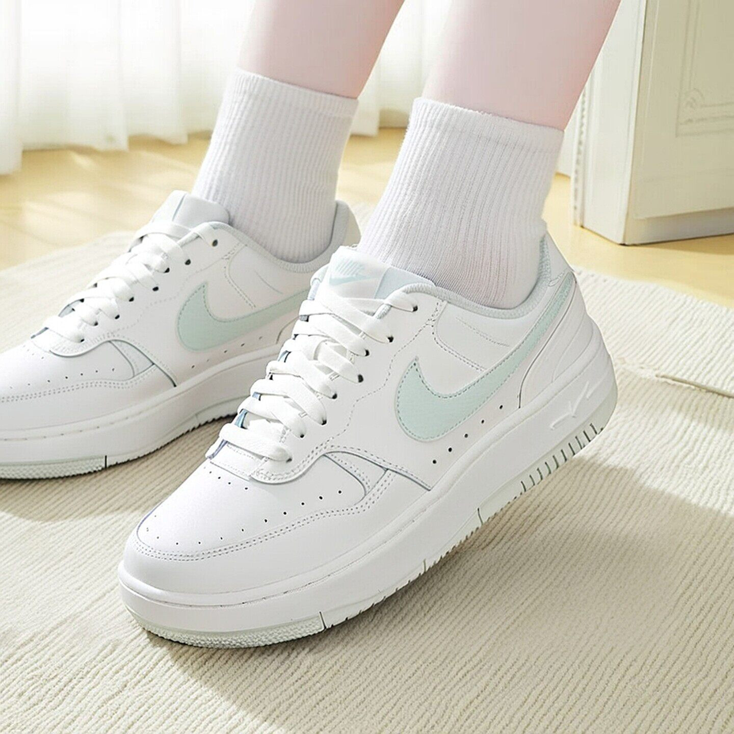 耐克女鞋夏季新款低帮板鞋透气运动鞋官方正品Nike厚底休闲鞋子女图片