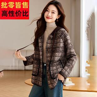 春秋款毛呢厚款外套女款2025年新款春装短款开衫呢子小个子上衣