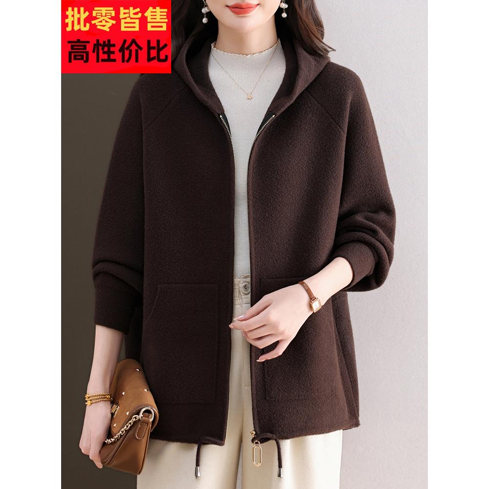 中年妈妈秋冬连帽羊毛呢外套女新款加肥大码休闲拉炼羊绒针织开衫