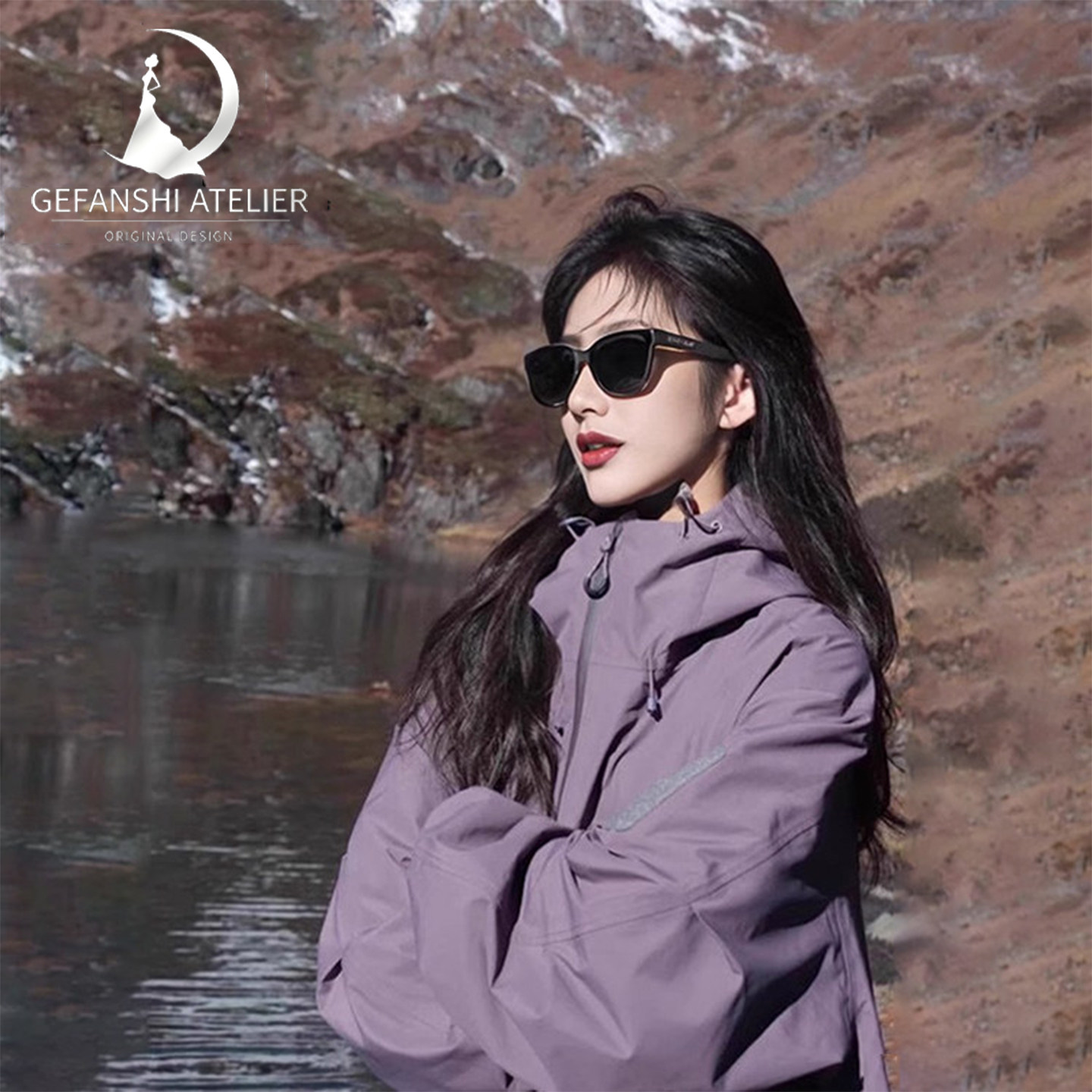 德国户外冲锋衣三合一女2026年秋冬新款防水小个子徒步外套登山服