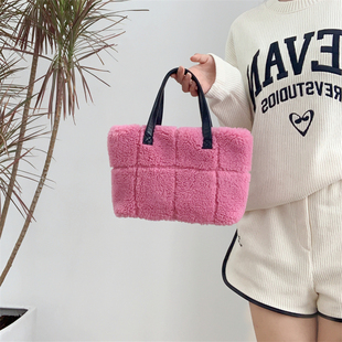 2023秋冬新款 原创设计毛毛女包颗粒羊毛托特包手提包毛绒包皮草包