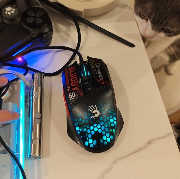 正品网吧款双飞燕血手幽灵ES36Q游戏鼠标RGB炫酷电竞游戏有线USB