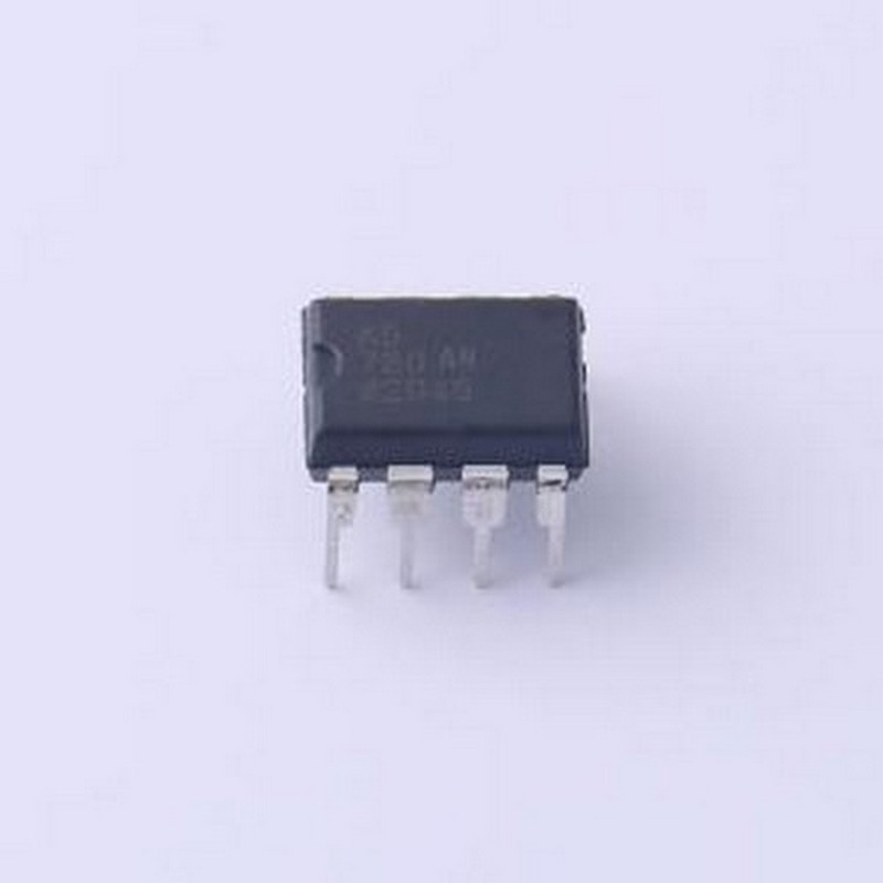 AD780ANZ 电压基准芯片 2.5 V/3.0 V 高精度基准电压源 PDIP-8
