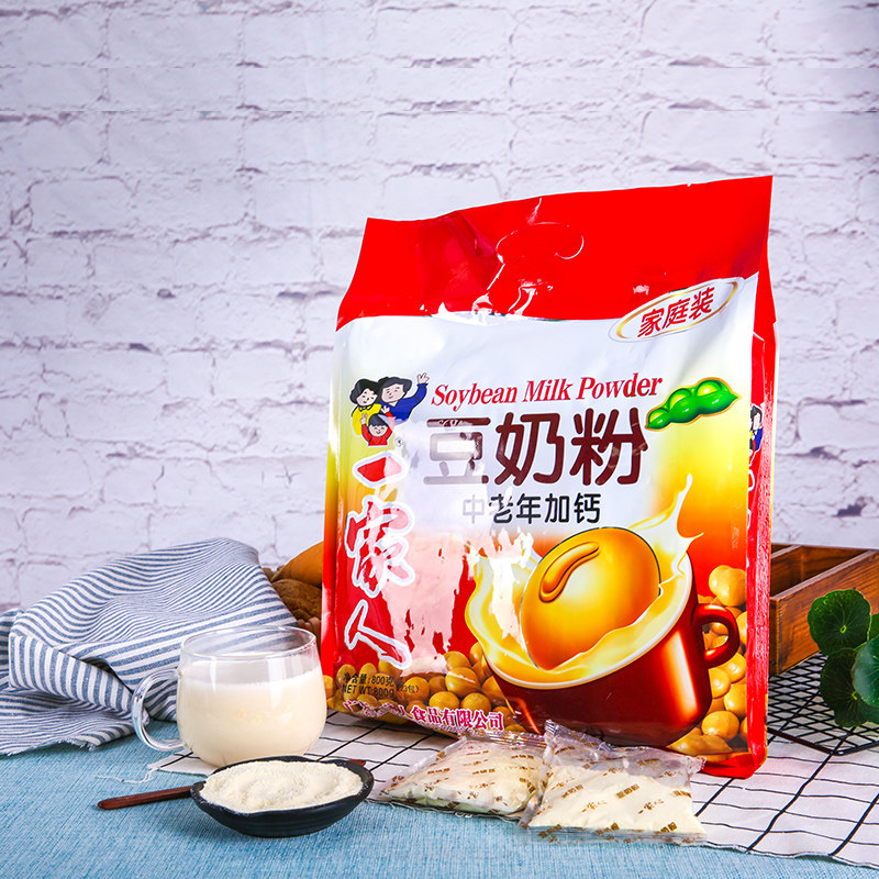 中老年加钙豆奶粉一家人