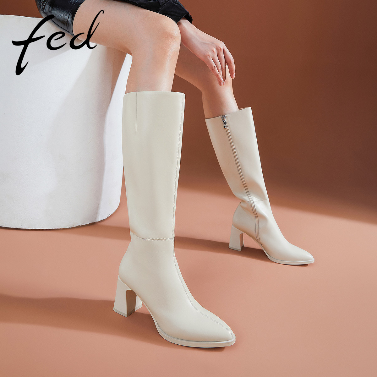 fed全羊皮秋冬女鞋百搭真皮尖头粗高跟靴子女高筒时装靴骑士靴女
