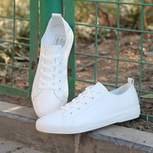 批发远步皮面街拍小白鞋 女鞋 量大优惠